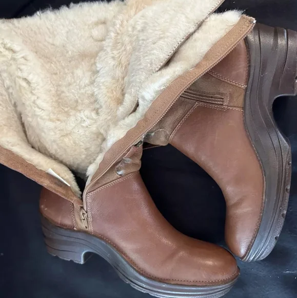 Bionica winter Boots Leather/Suede women size 9 Brown Shearling. Only worn once. - Picture 3 of 5